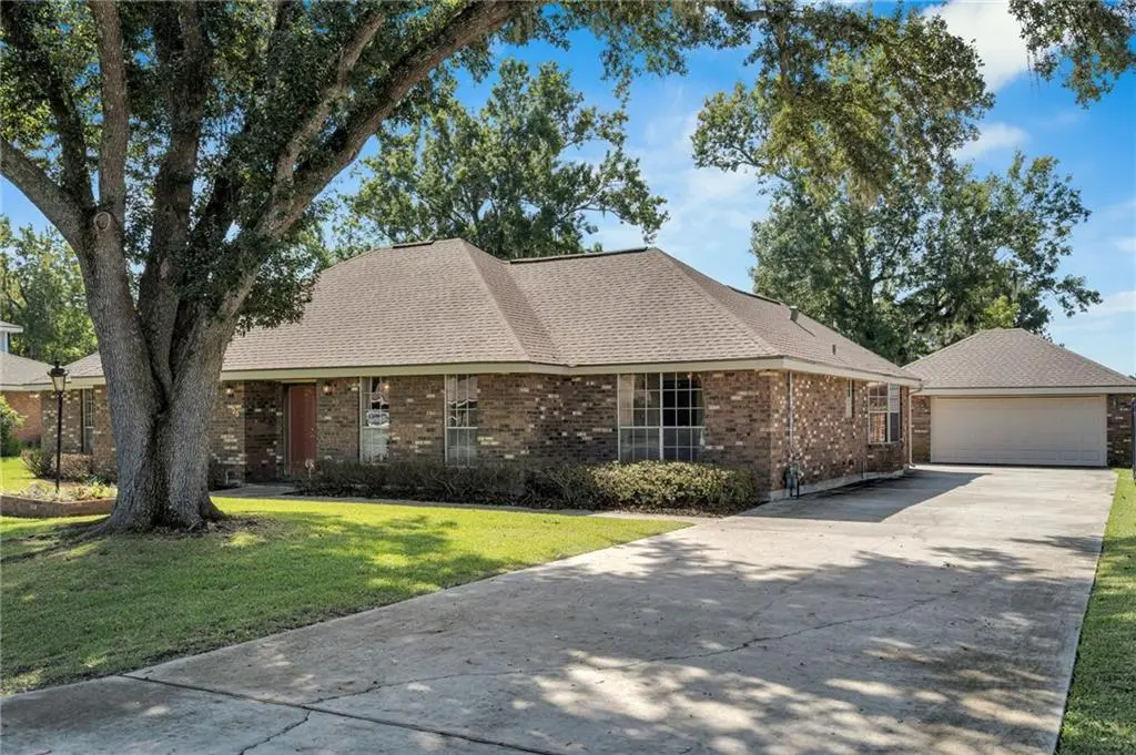 25 Patricia Ct