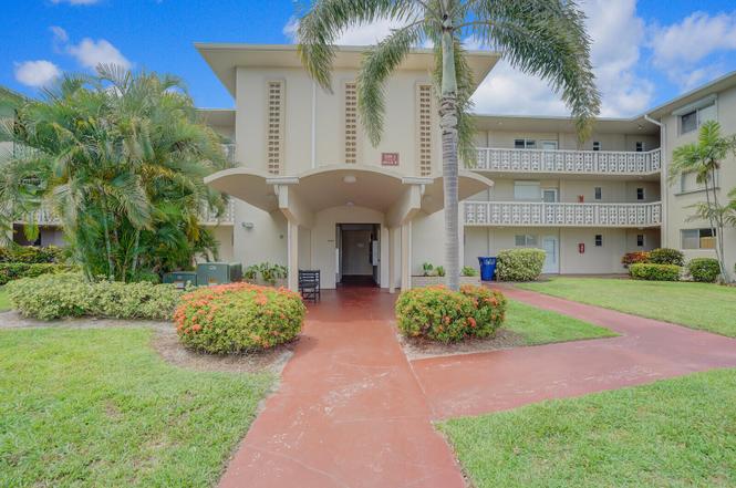 2616 Garden Dr N #209