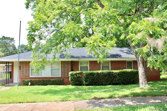1807 Austin St