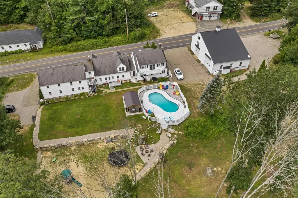 1416 Mount Major Hwy