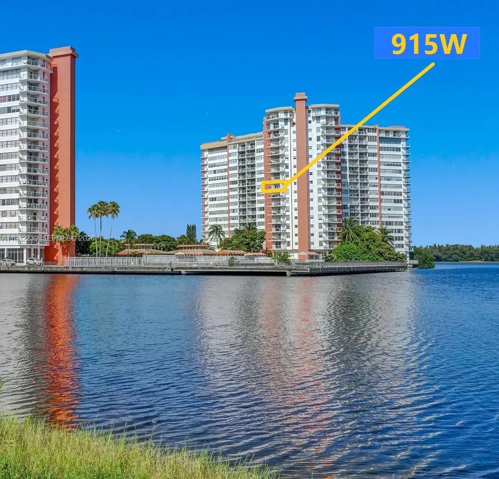 1301 NE Miami Gardens Dr Unit 915W