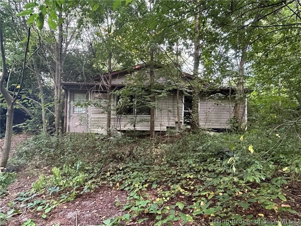 2613 N Hitchcock Rd