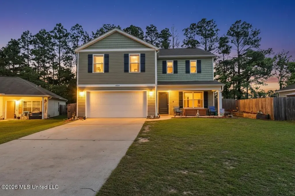 18520 Devin Ct