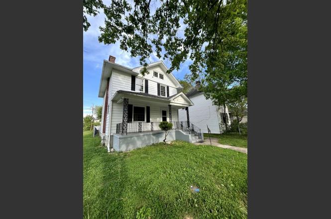 128 N Marion St