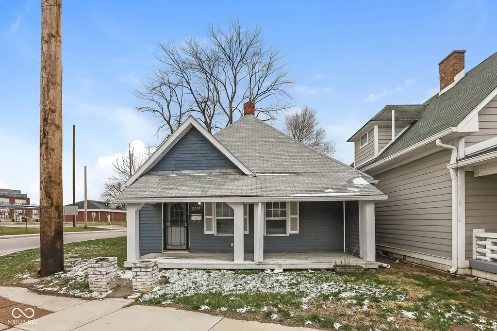2631 Southeastern Ave