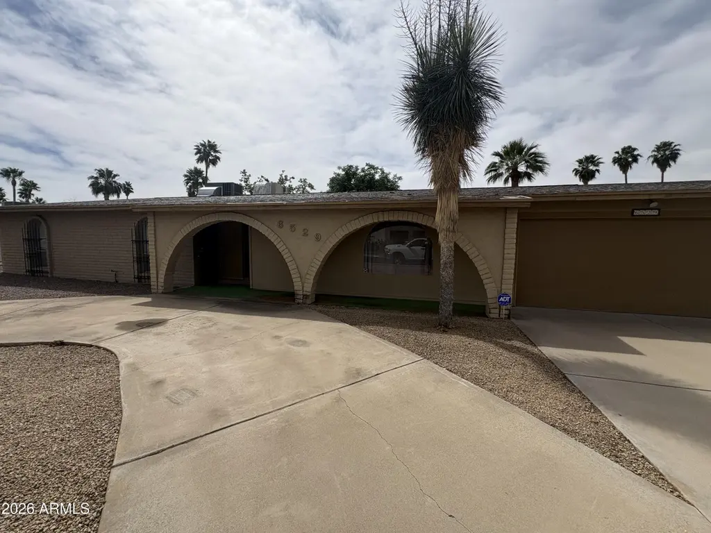 6529 E Camino Santo --