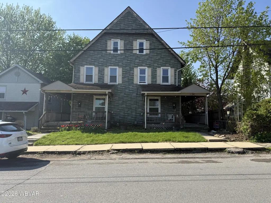 2223-2225 W 3rd St