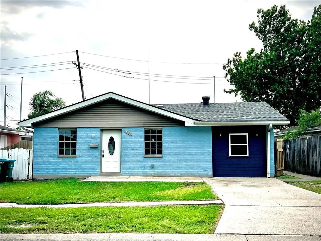 4245 W Loyola Dr