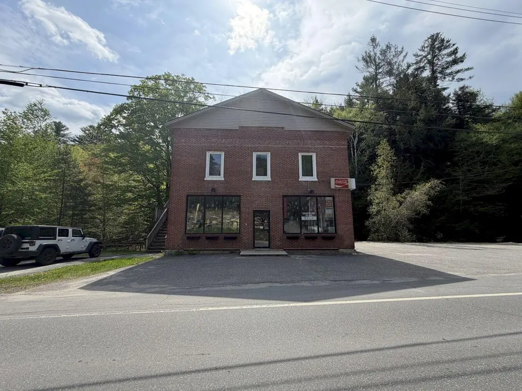 525 Main St