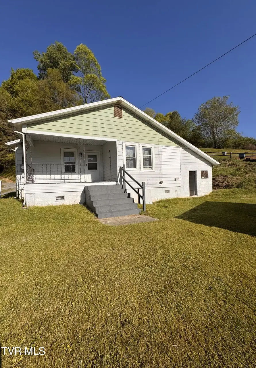 11985 Tazewell Rd