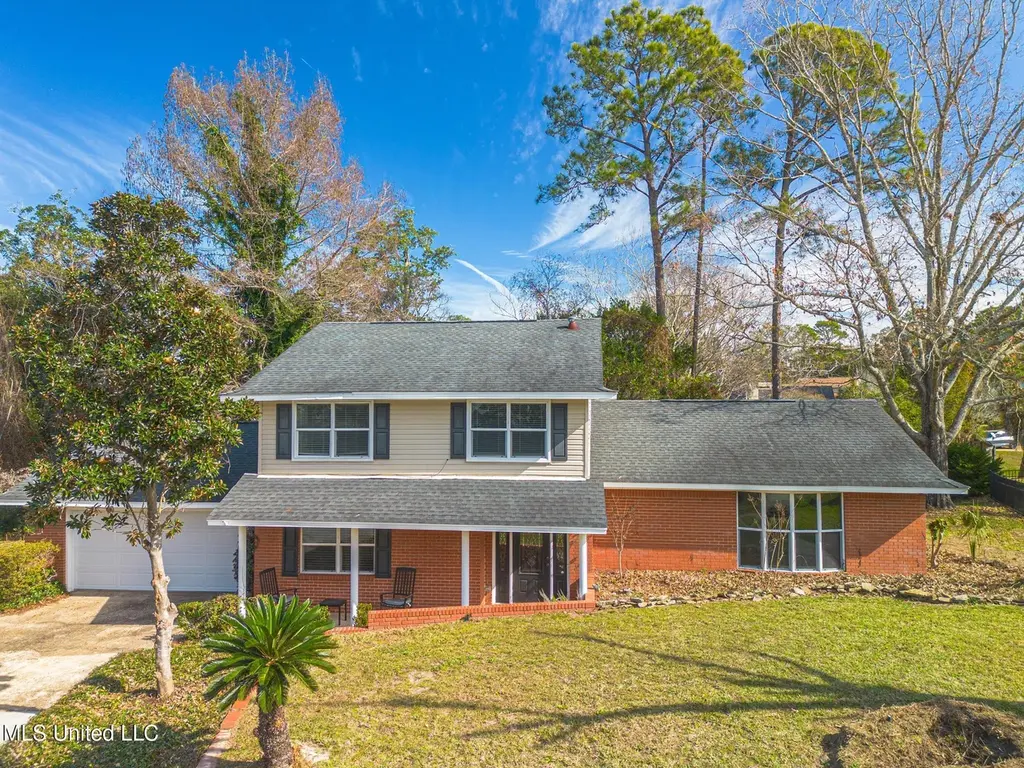 414 Christi Ln