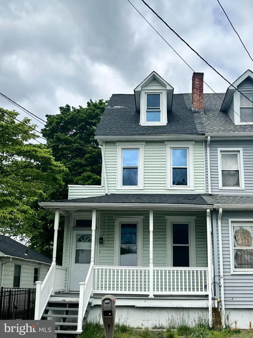 115 Hulme St