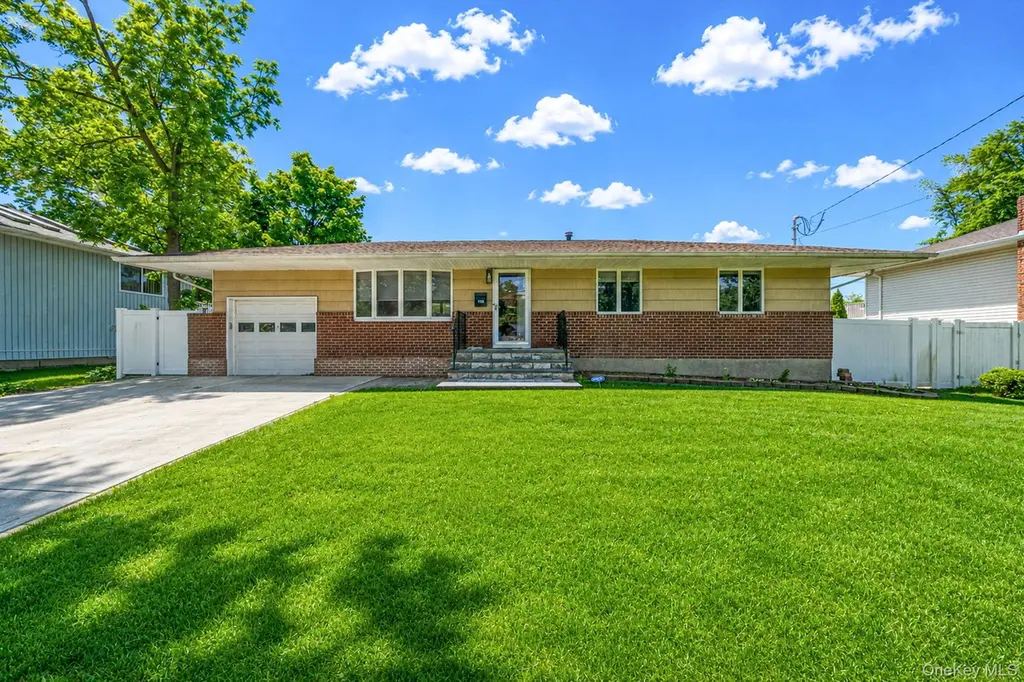156 Wicks Rd