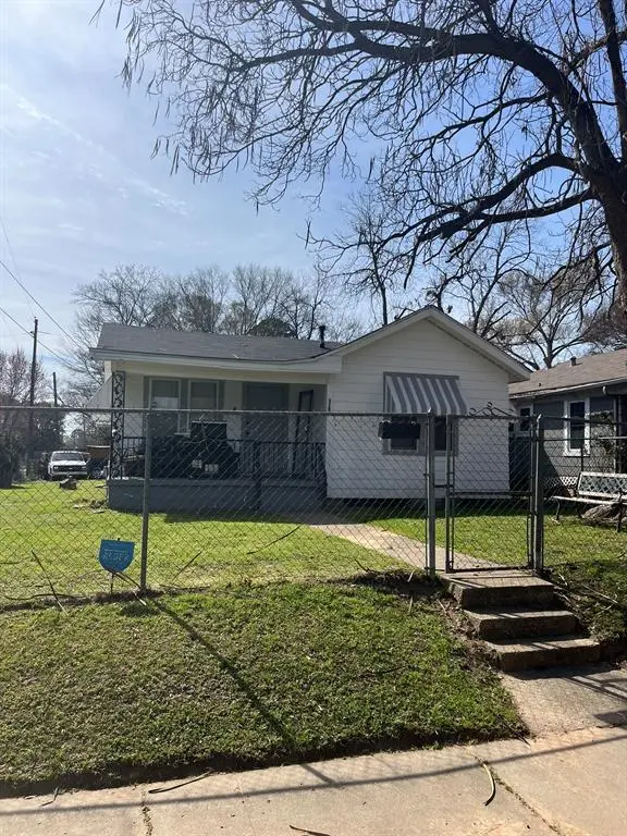 3201 Desoto St