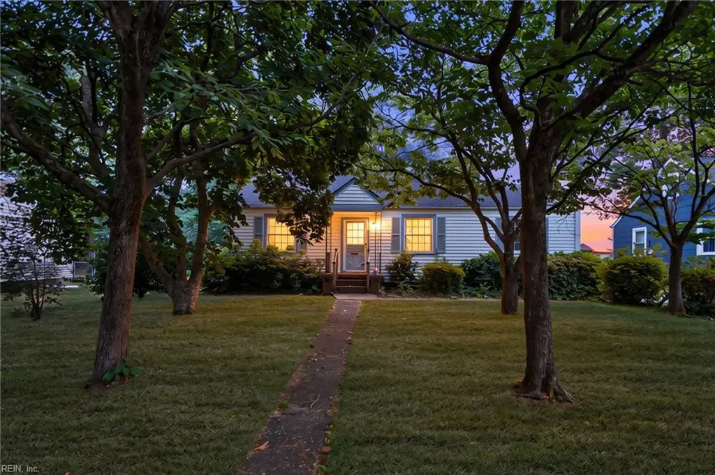 607 Fairview Ln