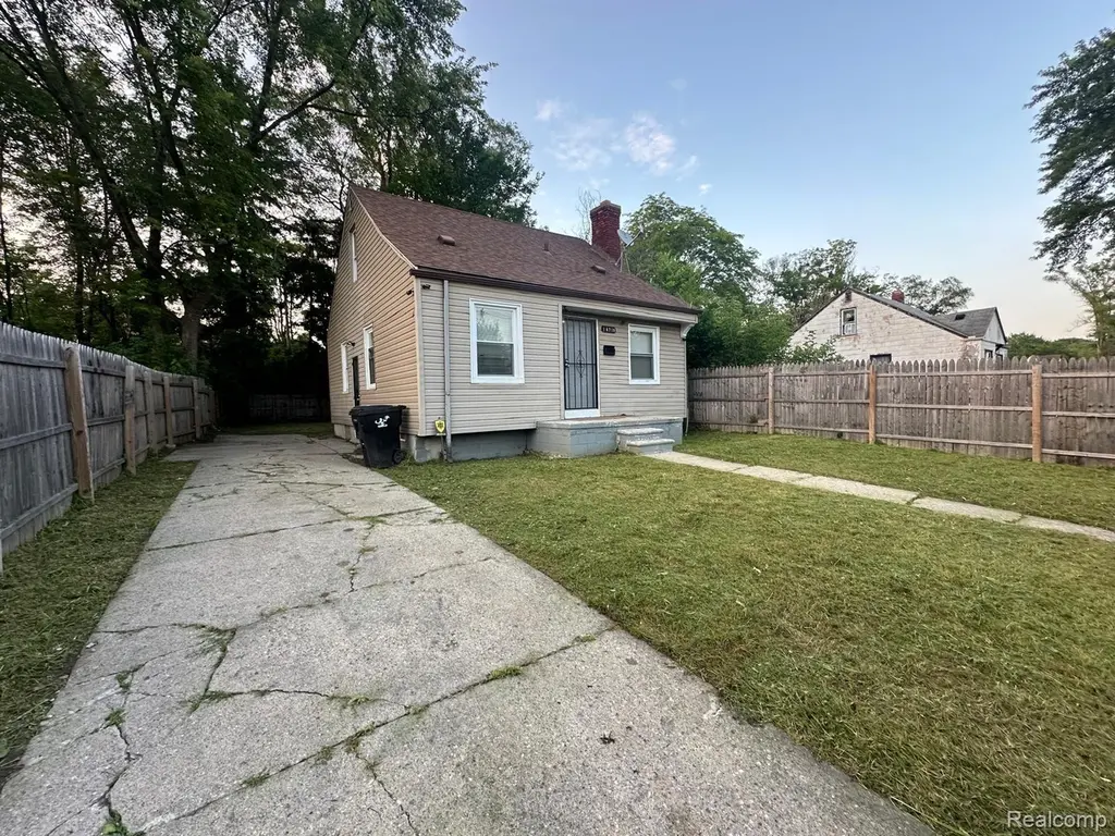 14719 Houston Whittier St