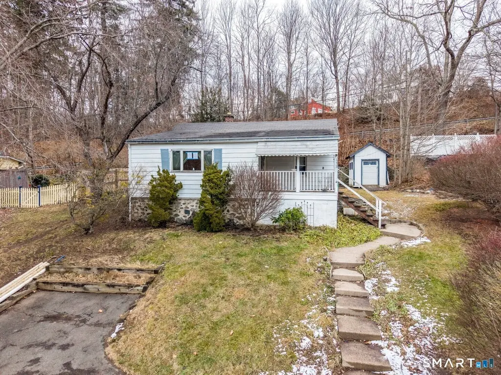 152 Glenwood Ave