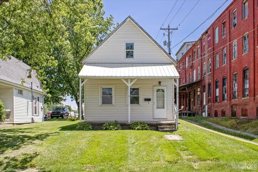 420 N West St