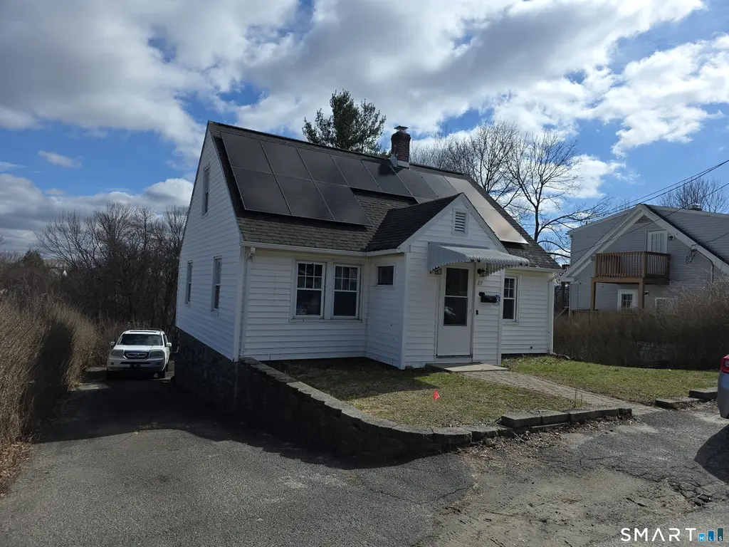 29 Esther Ave
