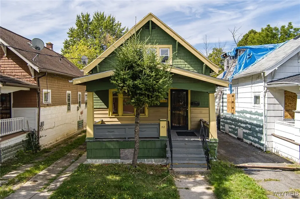 32 Schuele Ave