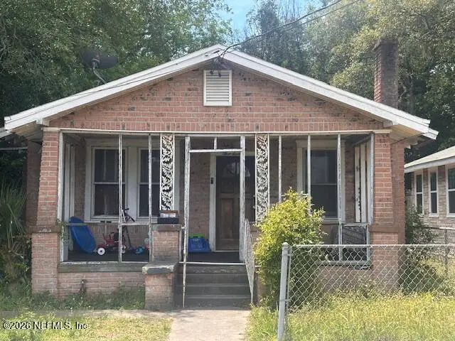 316 Ivy St