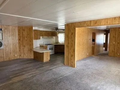 1301 E Avenue I