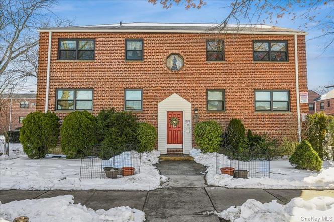 79-12 155th Ave #195