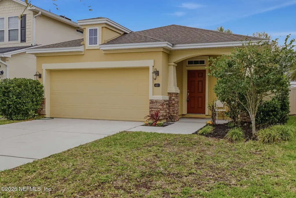 411 Citrus Ridge Dr