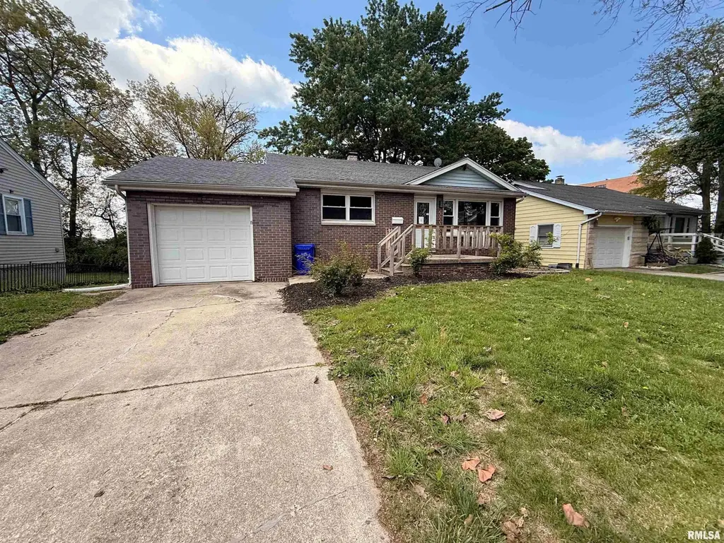 1951 E Florida Ct