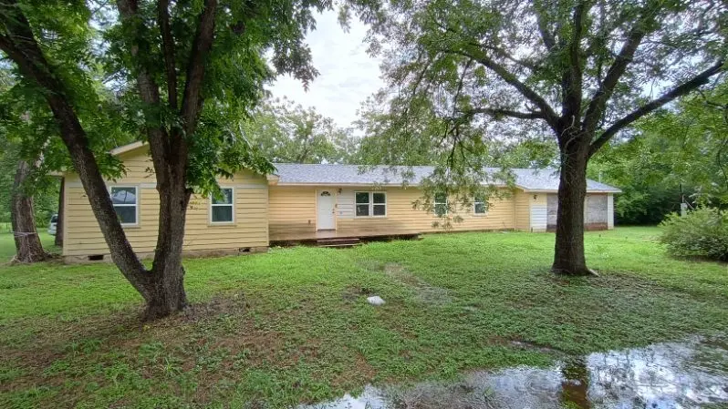 112 W Ila St
