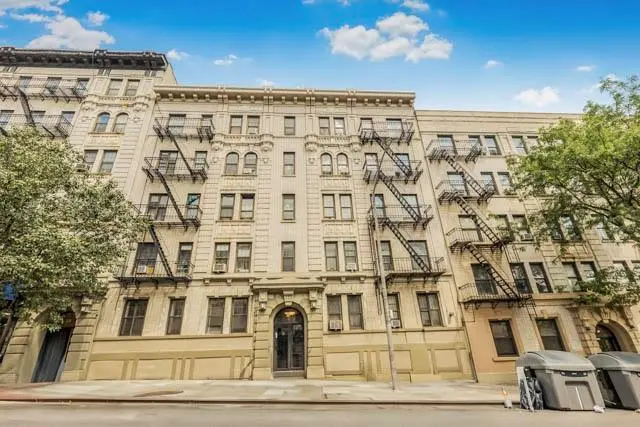 29 Convent Ave #21