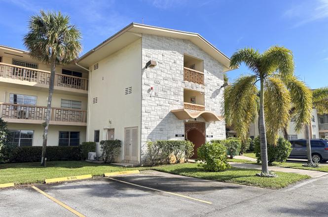 17001 NE 13th Ave #205
