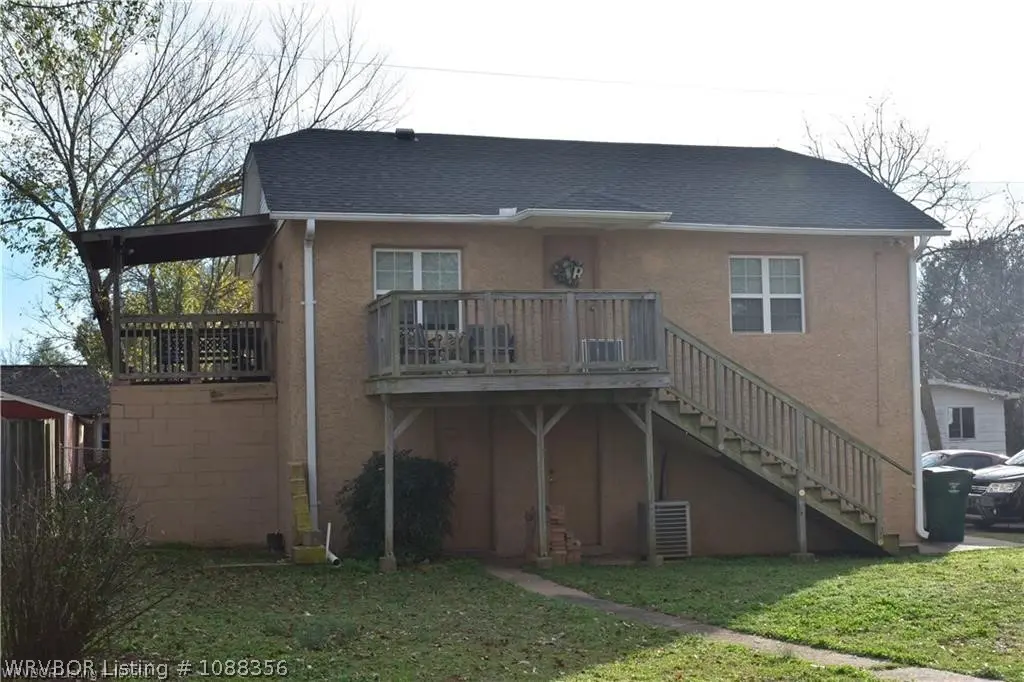 368 N Ellsworth Ave