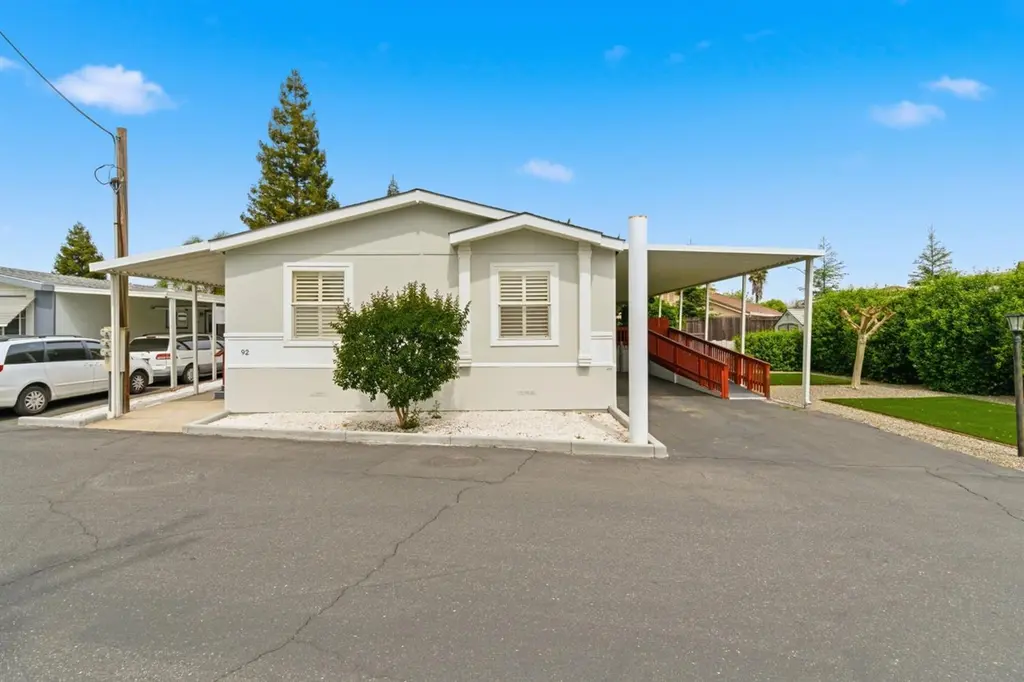 3955 Coffee Rd #92