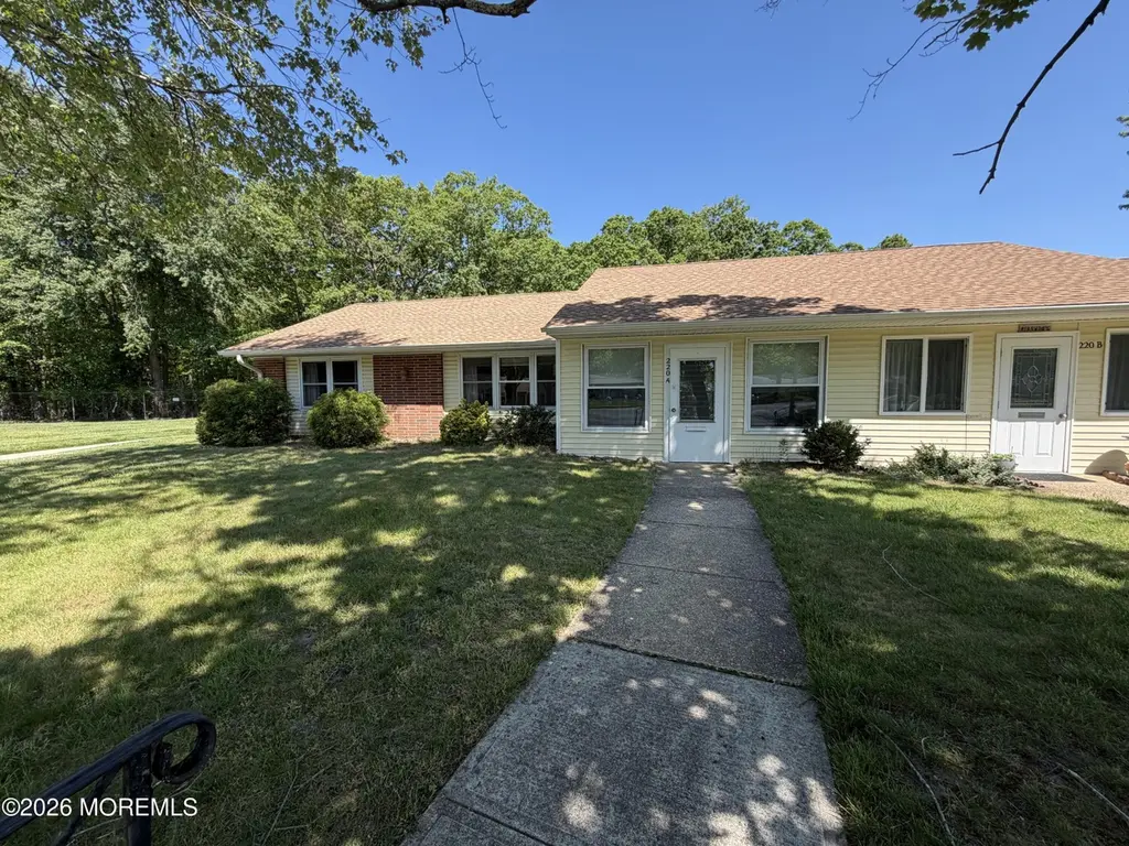 220A Buckingham Ct