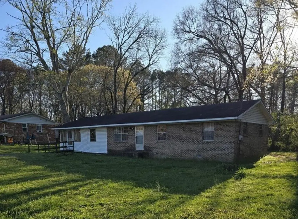 456 Cherokee Ln
