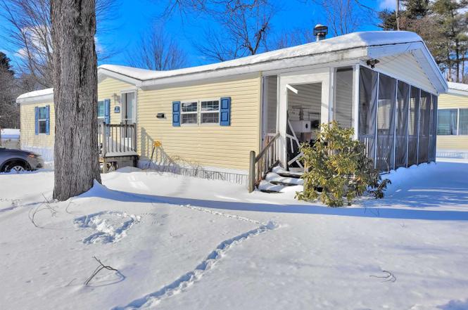 2 Darlene Ln