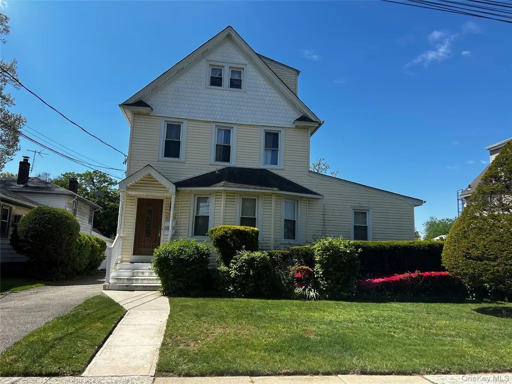 38 Wood St