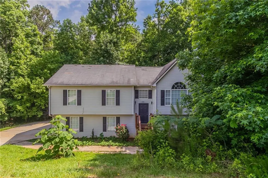 1404 Lancaster Ct