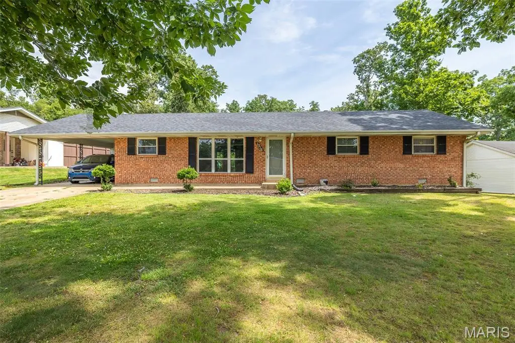 1316 Susan Ln
