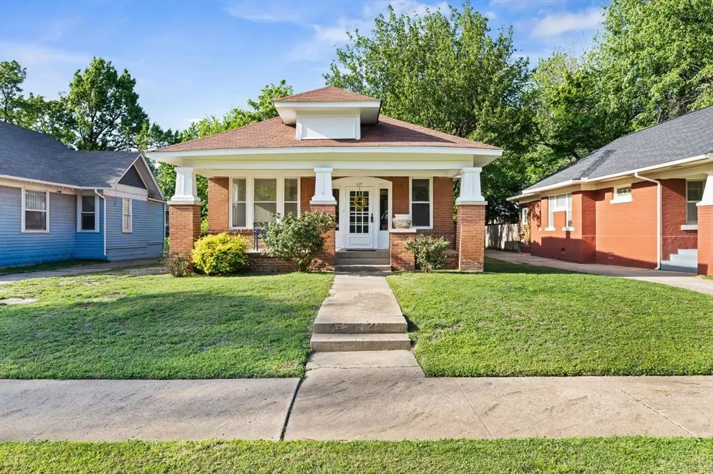 117 NW 25th St