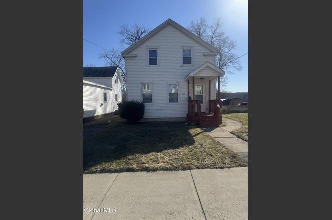 134 N Main St