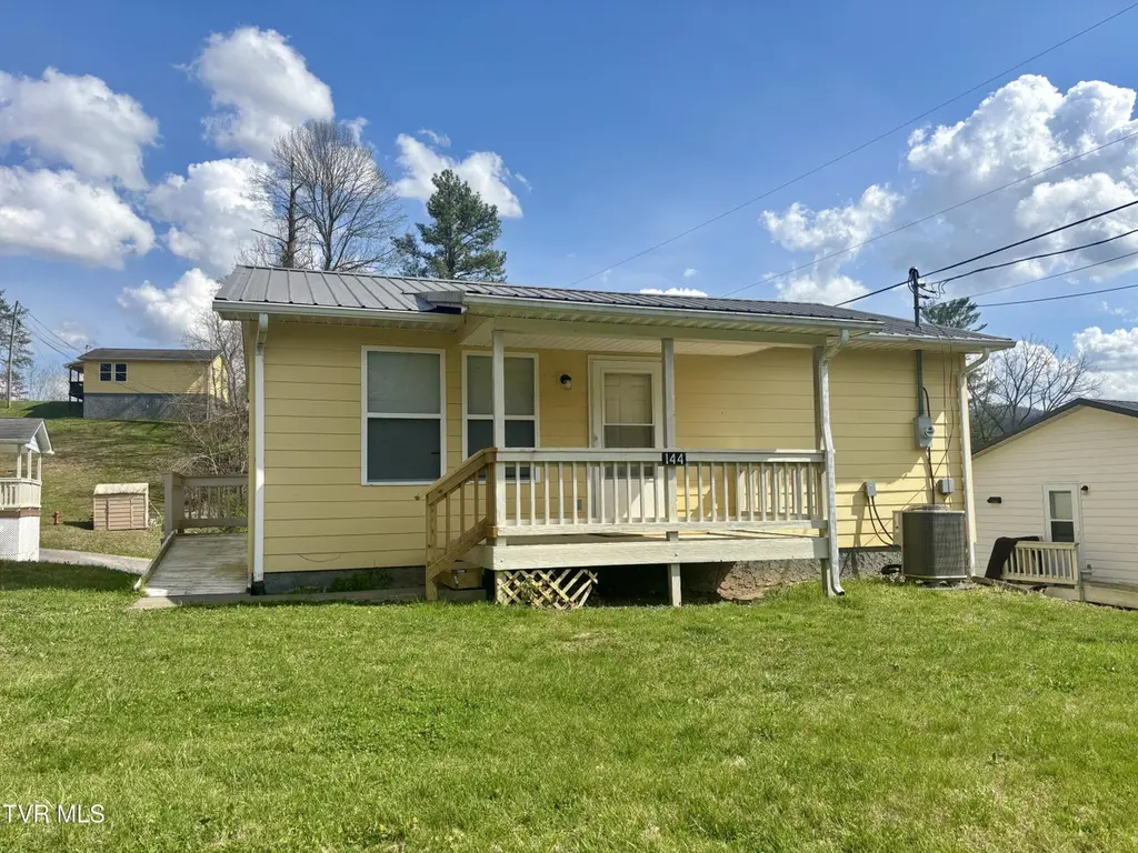 144 Kitty Cole Ln