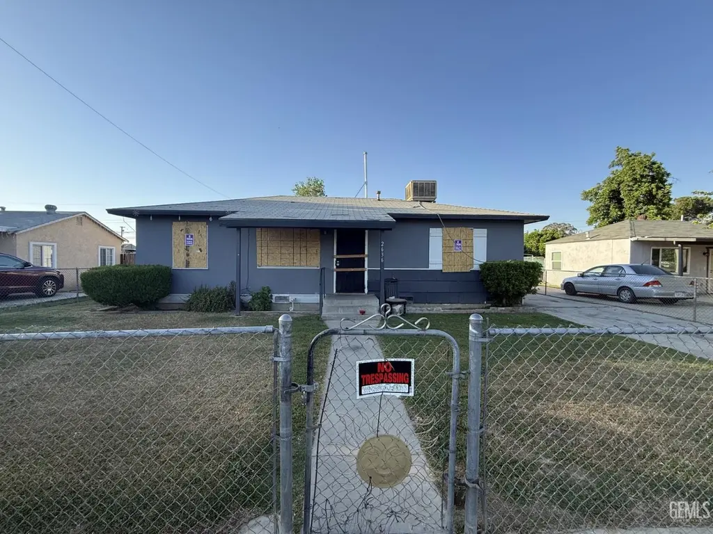 2636 Victoria Dr