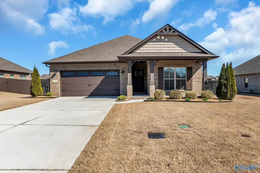 17232 Calcite Dr