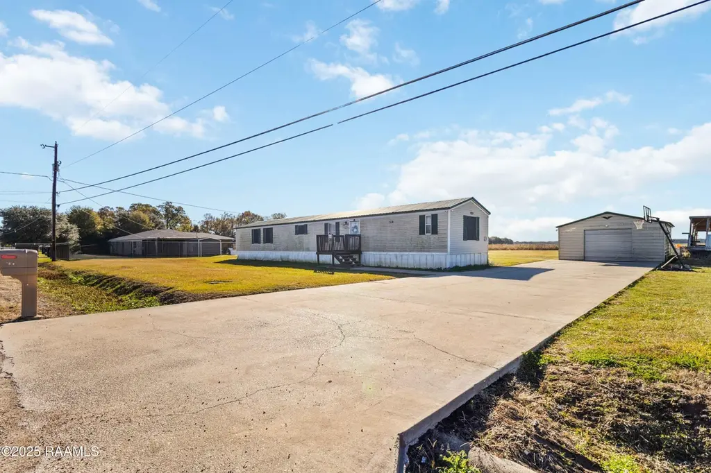 365 Veterans Dr