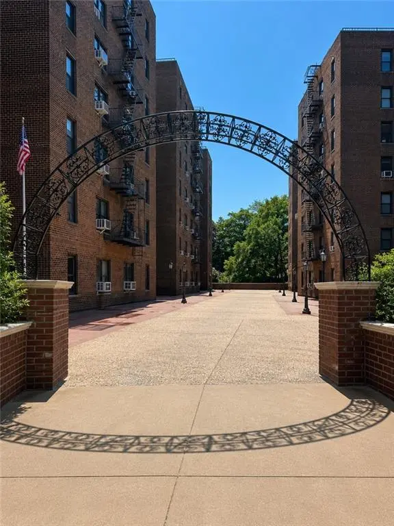 83-75 Woodhaven Blvd Unit 2H