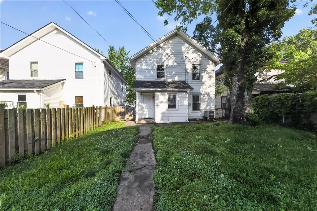 630 Creighton Ave