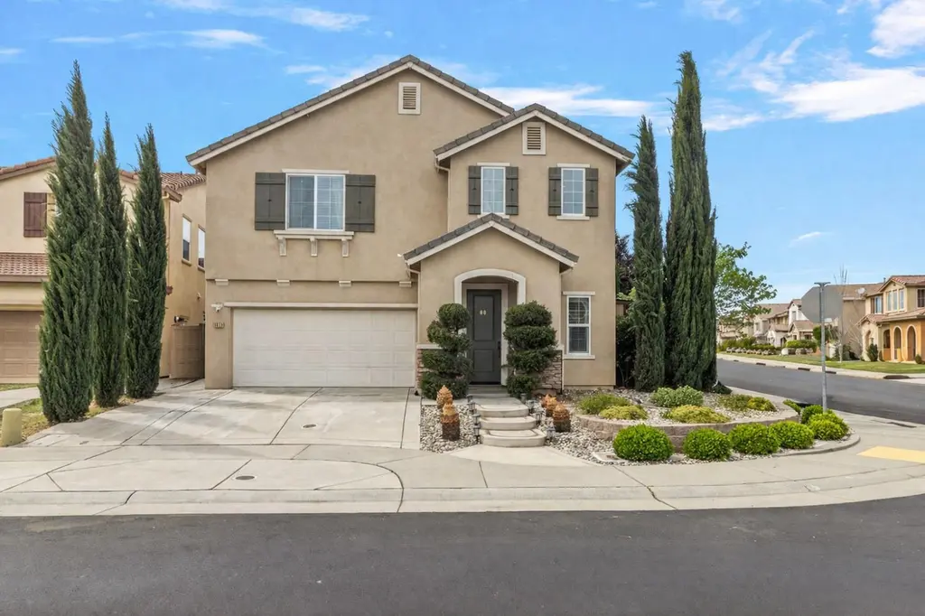 9848 Porto Bay Dr