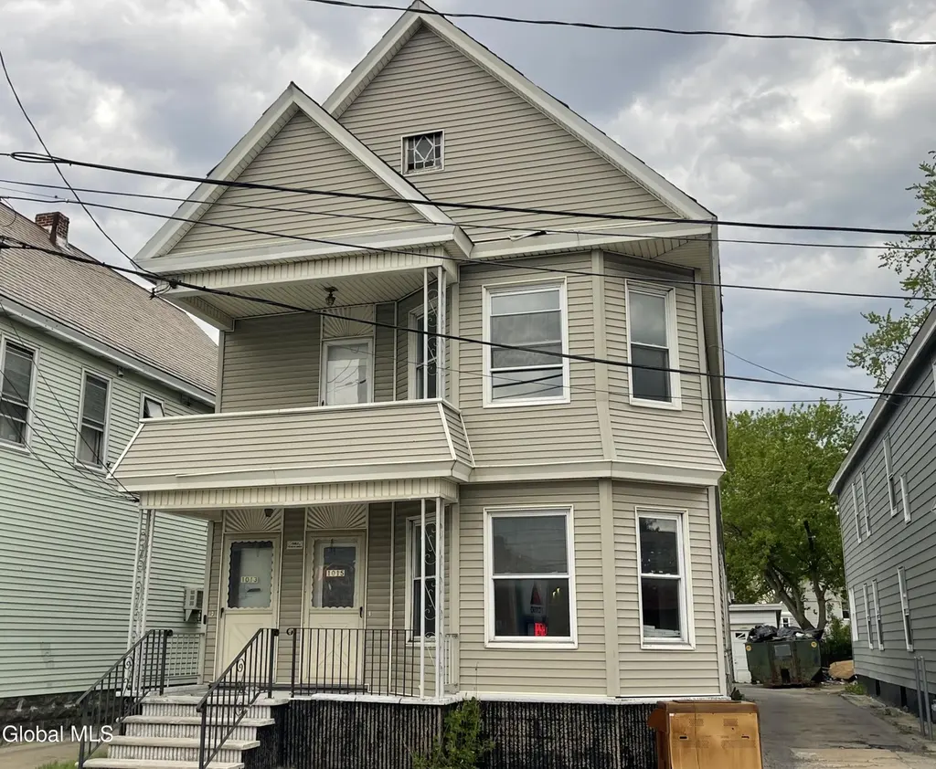 1013 Chrisler Ave